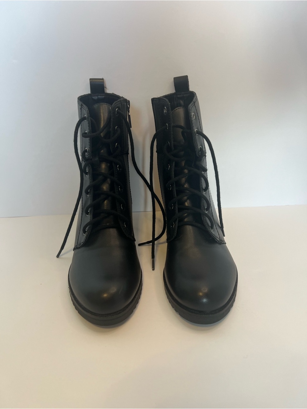 Spring Bassil Black Leather Waterproof Lace-Up Boots – Size 7.5 M